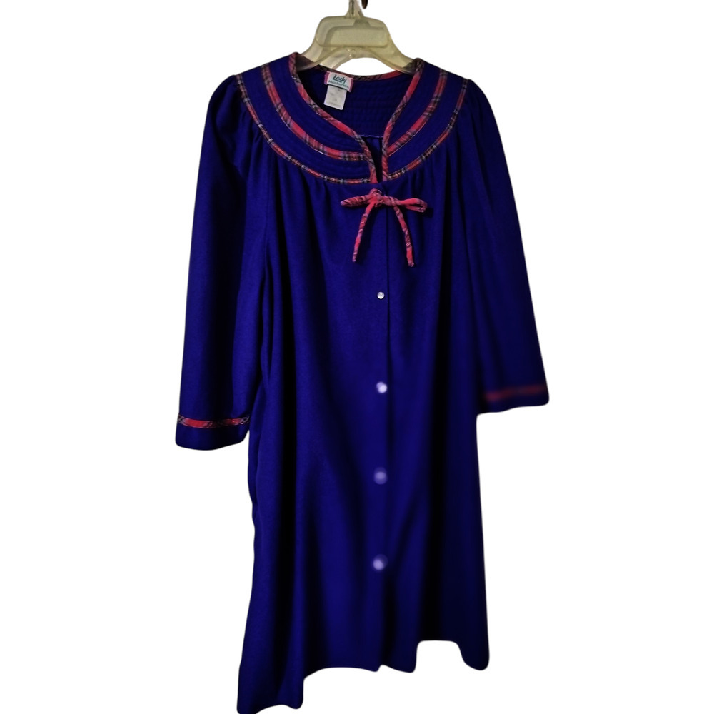 3368)Vtg  Lady Manhattan Blue Fleece Lace Detail Button Up Babydoll Robe Plus 3X